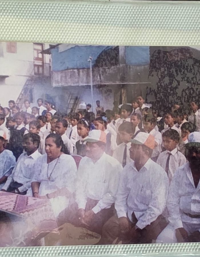 4e3a6d98 5f6d 4e7b b3bc f614eda3a309