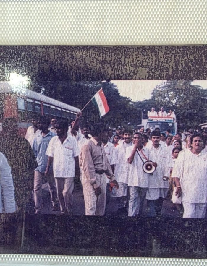 5df5c03b ae0d 4e13 bff3 b7cec8364d60